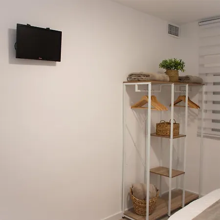 Vivienda Turistica La Cordobesa Apartment *